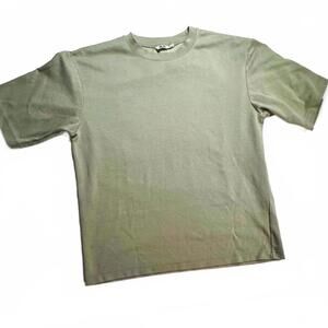 Uniqlo AIRism Shirt Men's Size Large‎ Green Short Sleeve Oversize Cool Touch